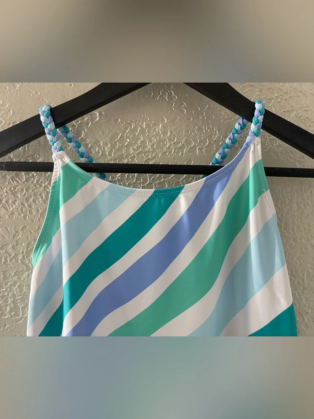 Hurley bright striped